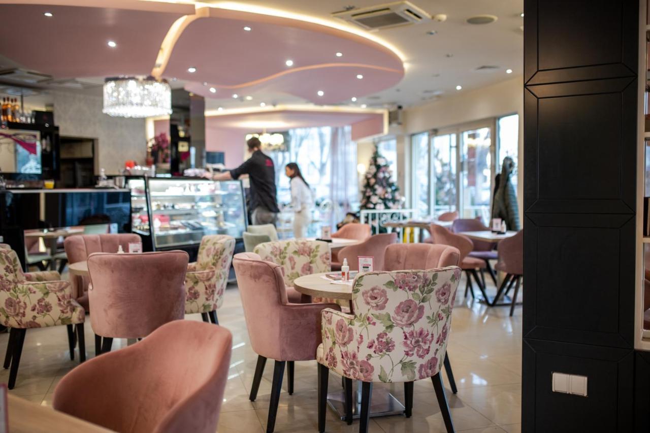 Garni Hotel Lotos Ni Εξωτερικό φωτογραφία