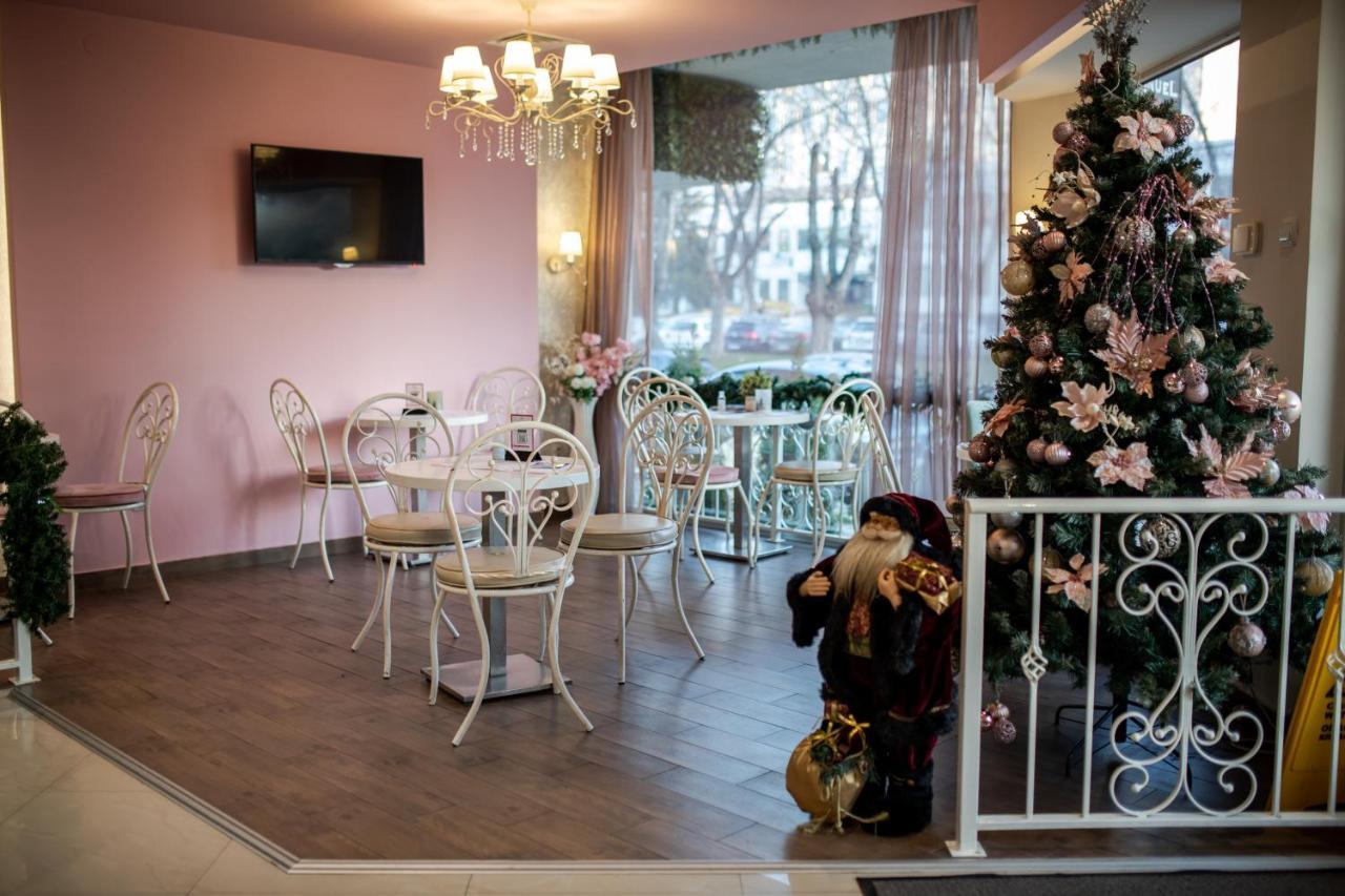 Garni Hotel Lotos Ni Εξωτερικό φωτογραφία