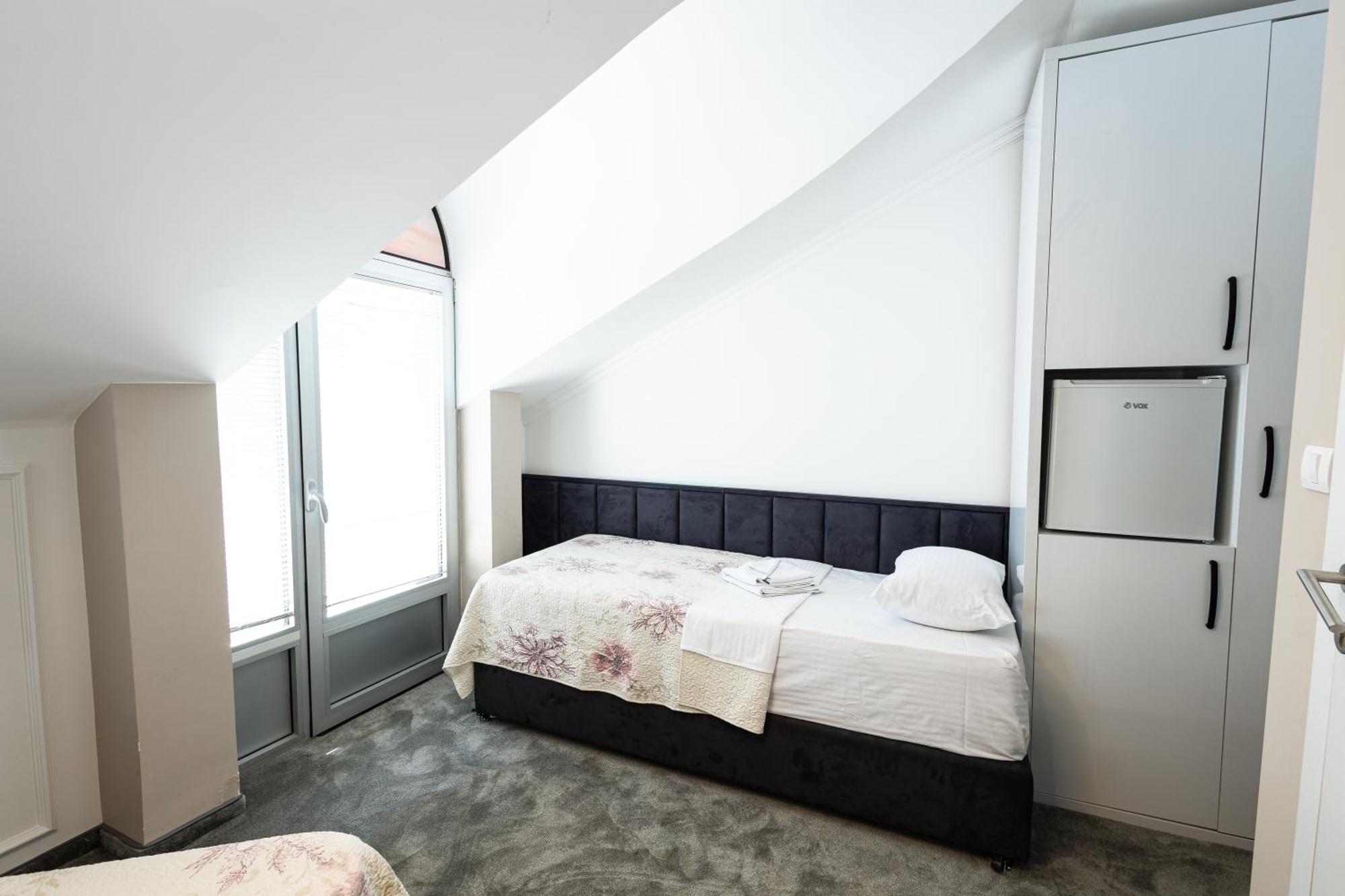Garni Hotel Lotos Ni Εξωτερικό φωτογραφία