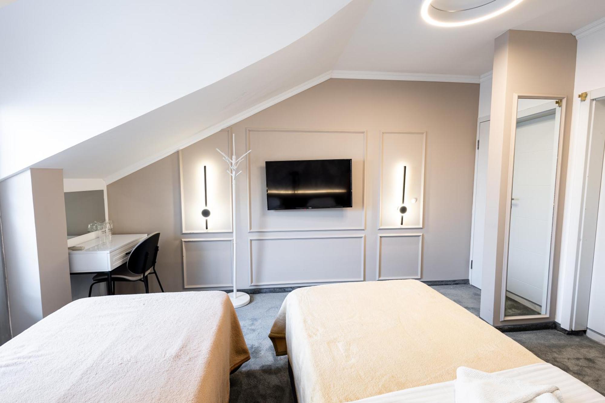 Garni Hotel Lotos Ni Εξωτερικό φωτογραφία