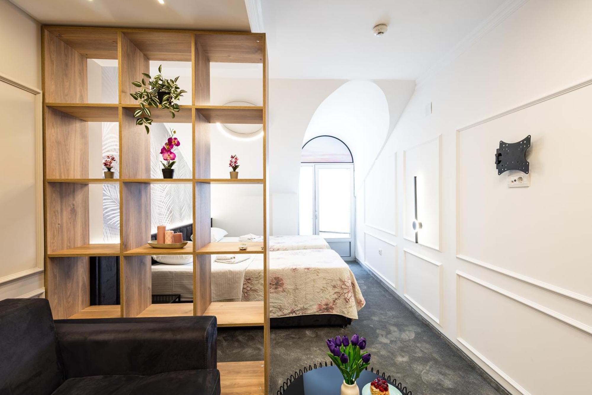 Garni Hotel Lotos Ni Εξωτερικό φωτογραφία