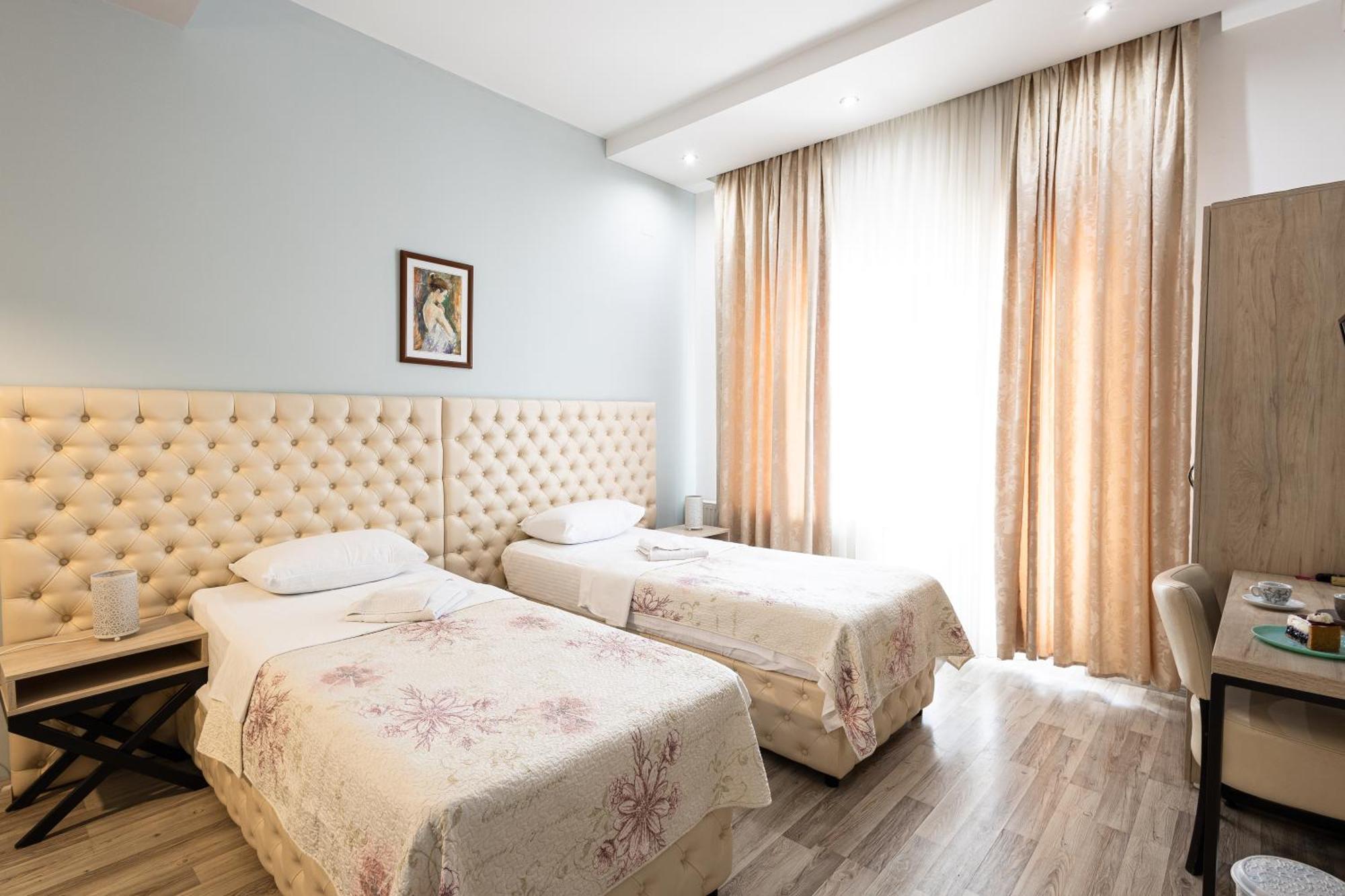 Garni Hotel Lotos Ni Εξωτερικό φωτογραφία